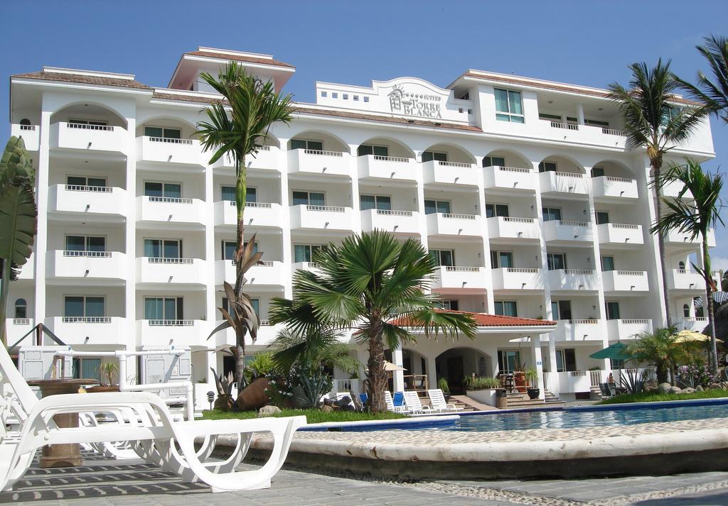 Torreblanca Beach Hotel And Suites Guayabitos - Desayuno Y Comida Incluido Rincon de Guayabitos Exteriör bild