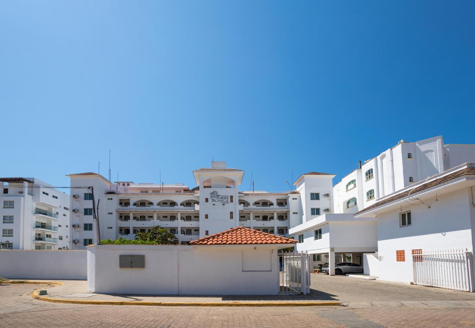 Torreblanca Beach Hotel And Suites Guayabitos - Desayuno Y Comida Incluido Rincon de Guayabitos Exteriör bild